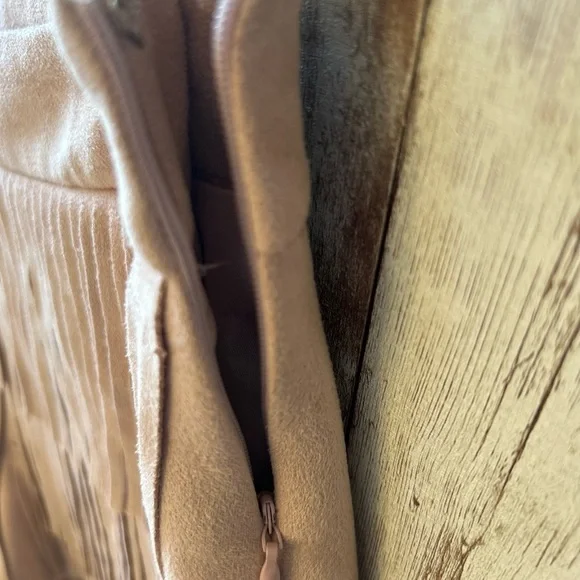 Blu Pepper Fringed Pink Suede Shorts Medium - Picture 5 of 6